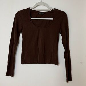 Scoop Neck Tee Shirt - Zara - S